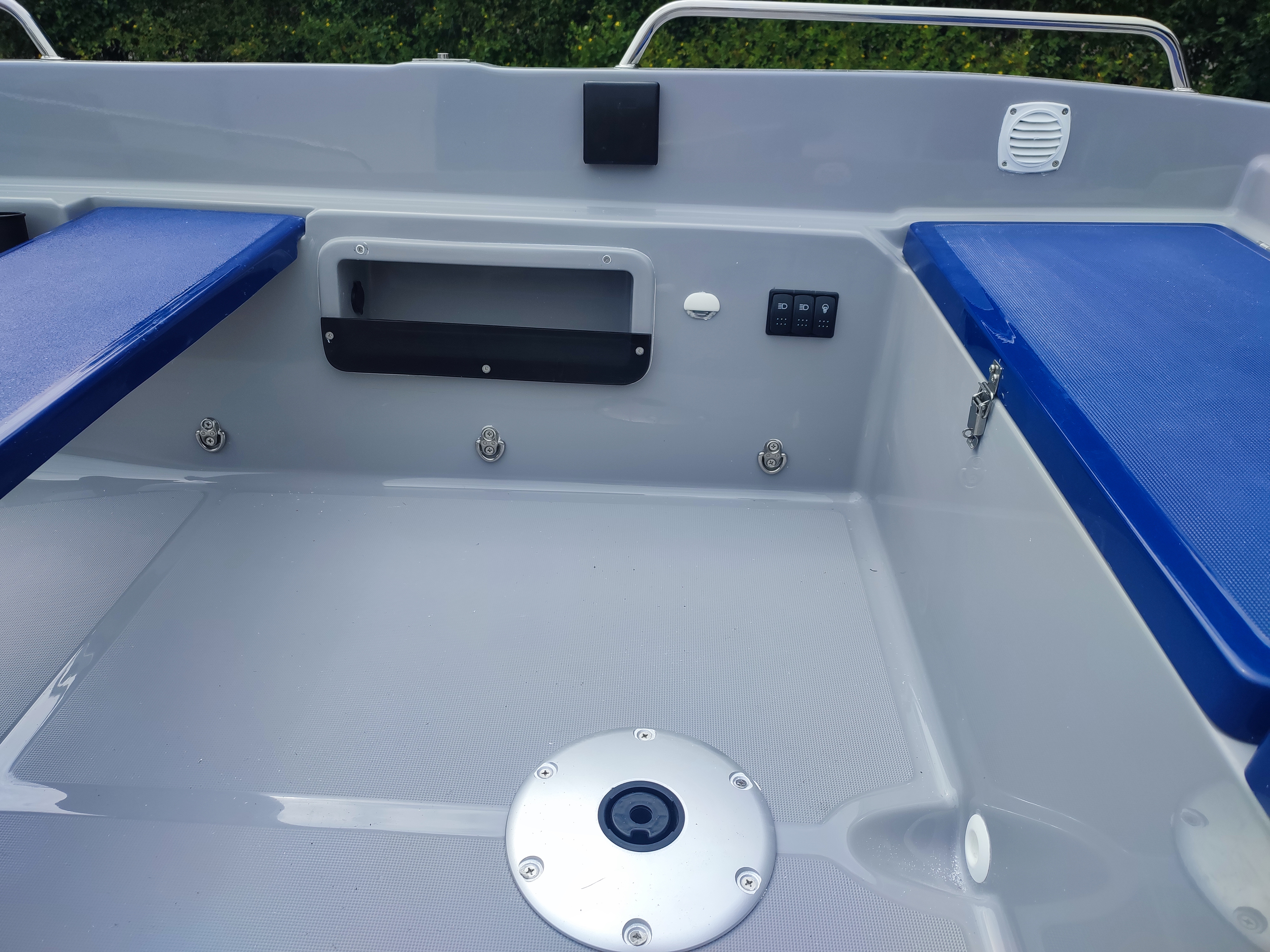 Oświetlenie pokładu